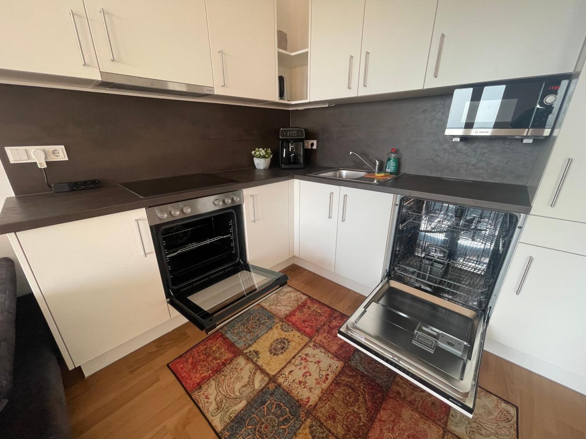 Apartmán 100 Qm Penthouse, Self-Check-In, 2 Parkplaetze Štýrský Hradec Exteriér fotografie