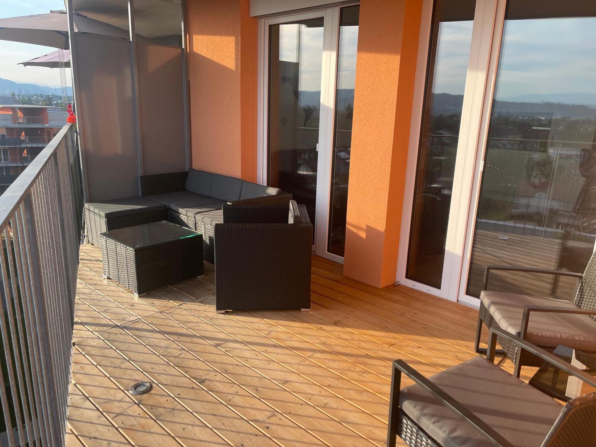Apartmán 100 Qm Penthouse, Self-Check-In, 2 Parkplaetze Štýrský Hradec Exteriér fotografie