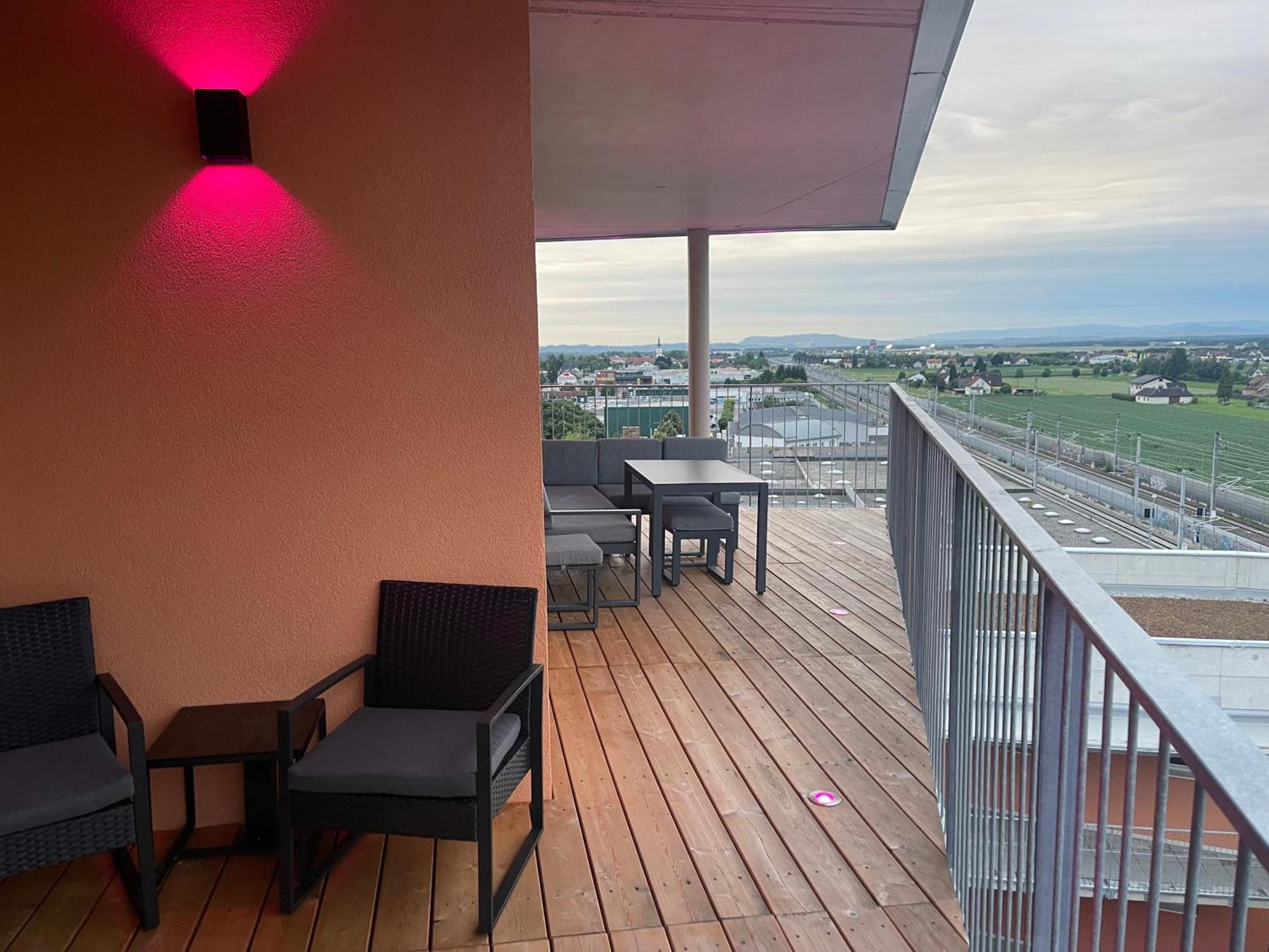 Apartmán 100 Qm Penthouse, Self-Check-In, 2 Parkplaetze Štýrský Hradec Exteriér fotografie