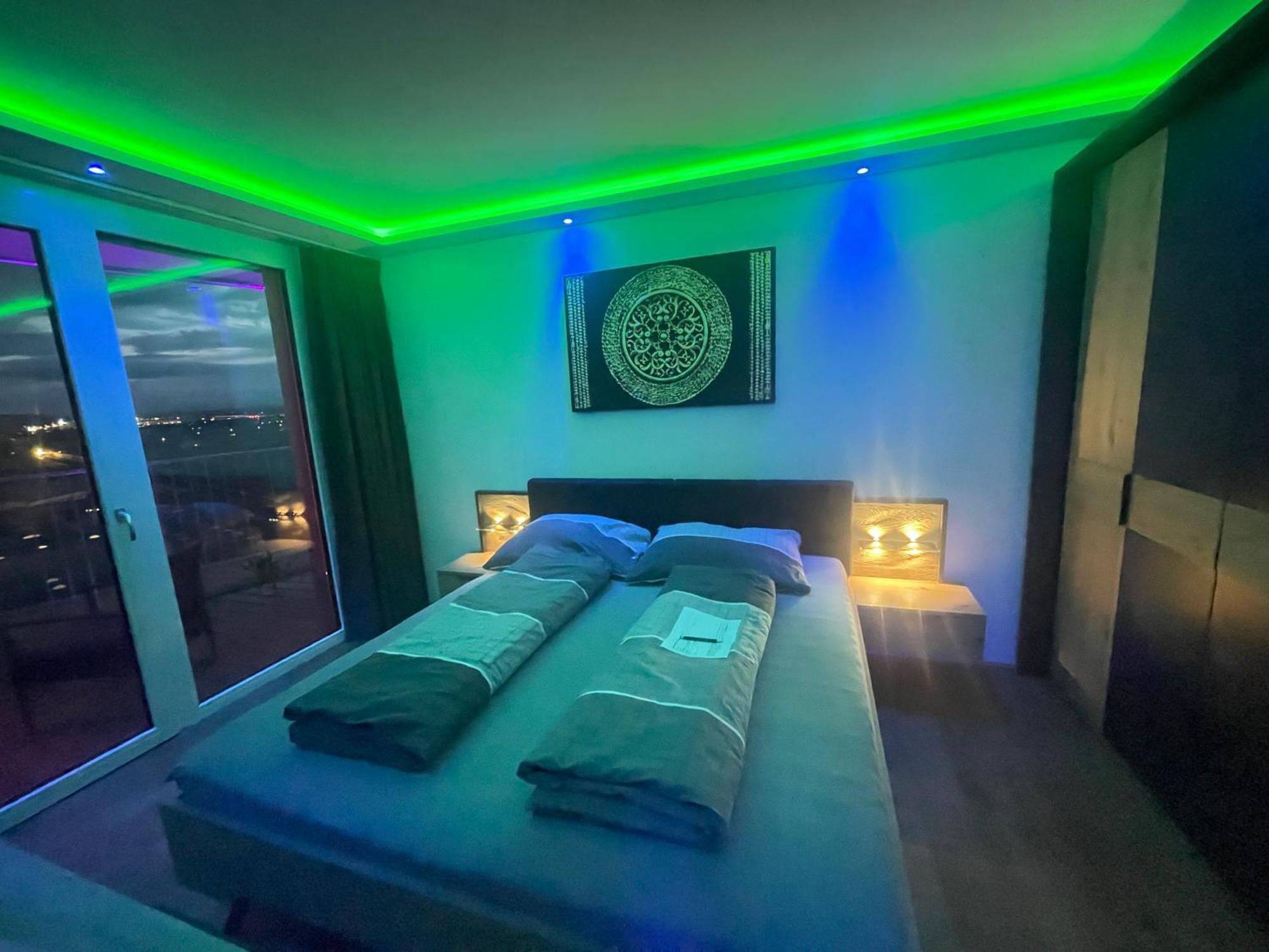 Apartmán 100 Qm Penthouse, Self-Check-In, 2 Parkplaetze Štýrský Hradec Exteriér fotografie